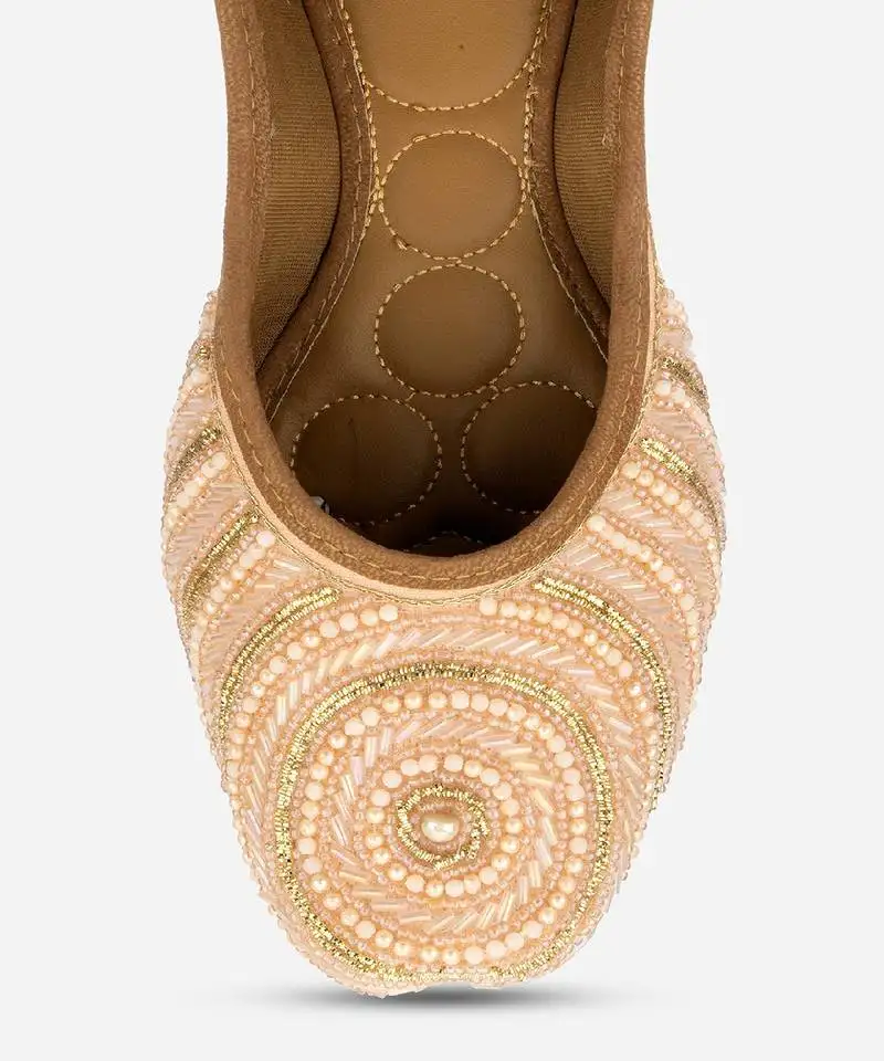 Peach circle pearl flats