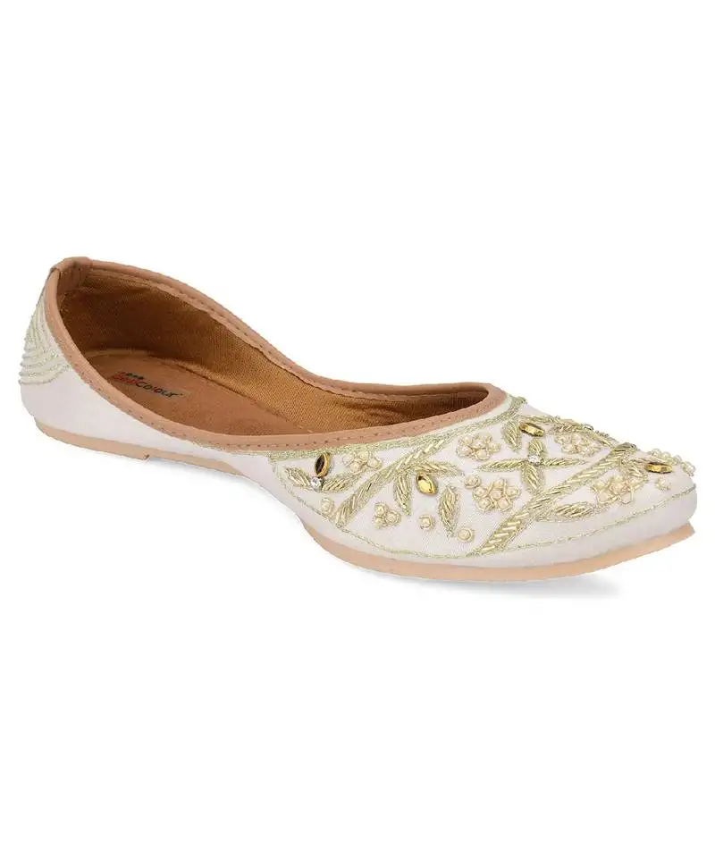 Pearl dabka flats