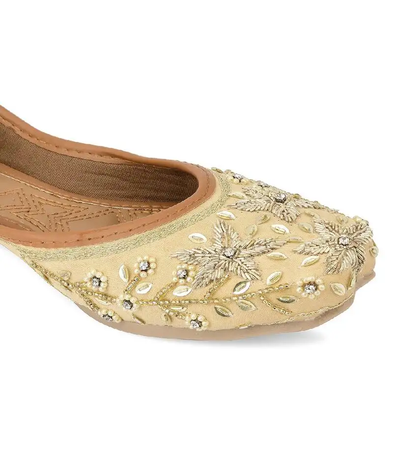 Gold dabka flower flats
