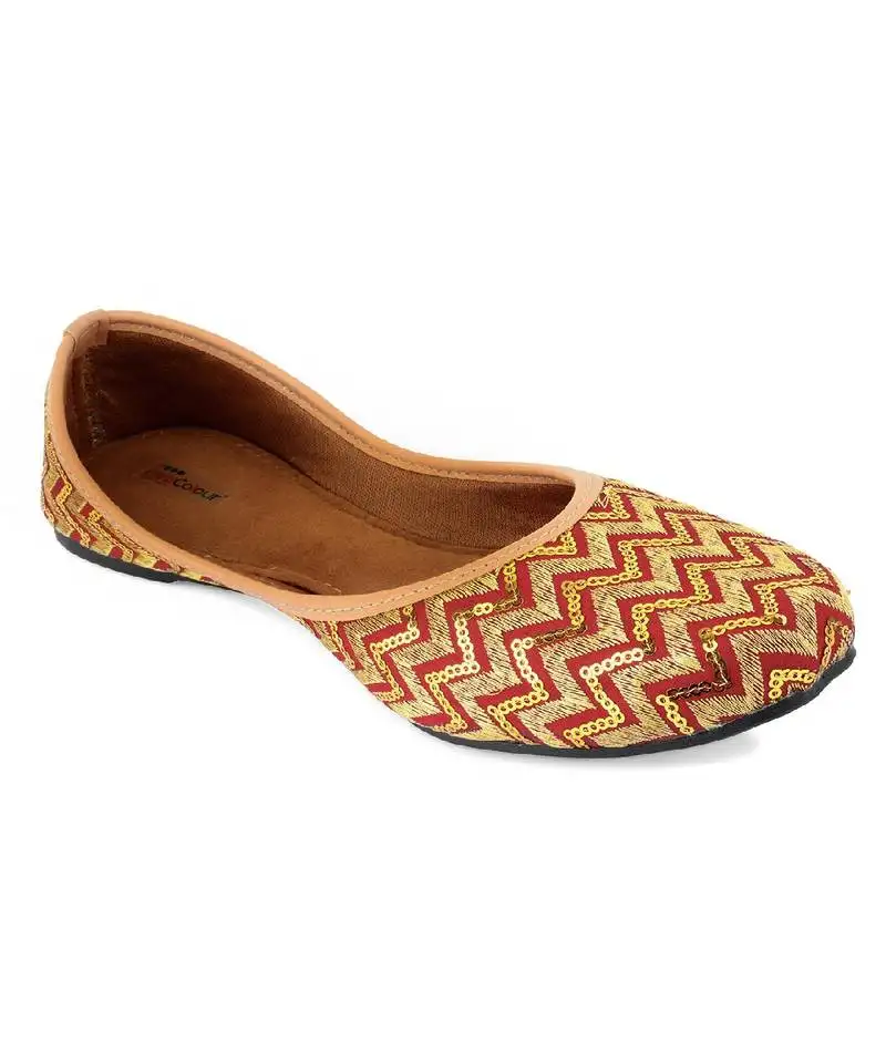 Maroon zigzag flats
