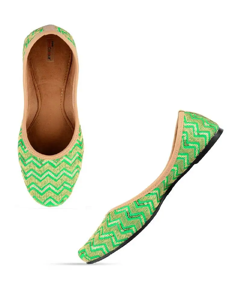 Green zigzag flats