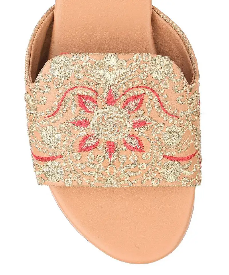 Beige thread work slider flats