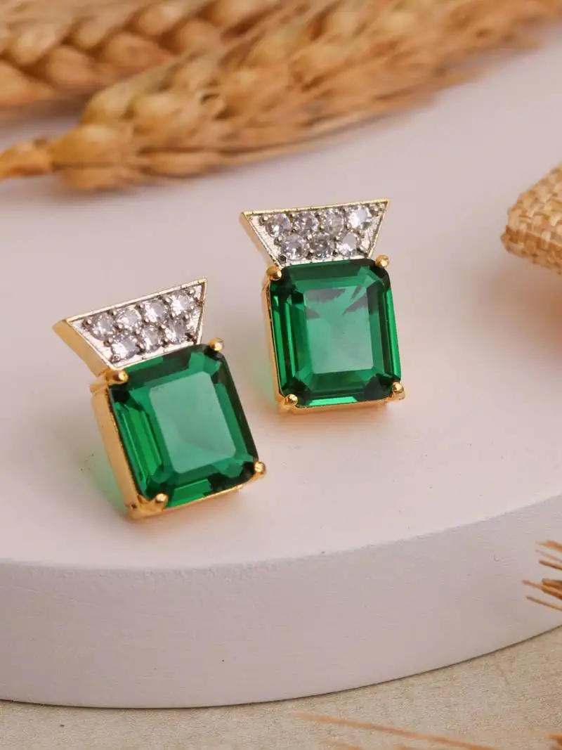 Elegant bottle green studs