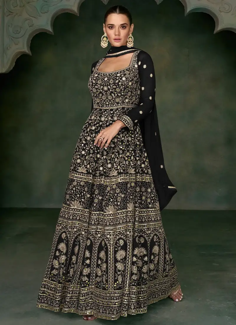 Black solid banarasi art silk woven saree with matching blouse