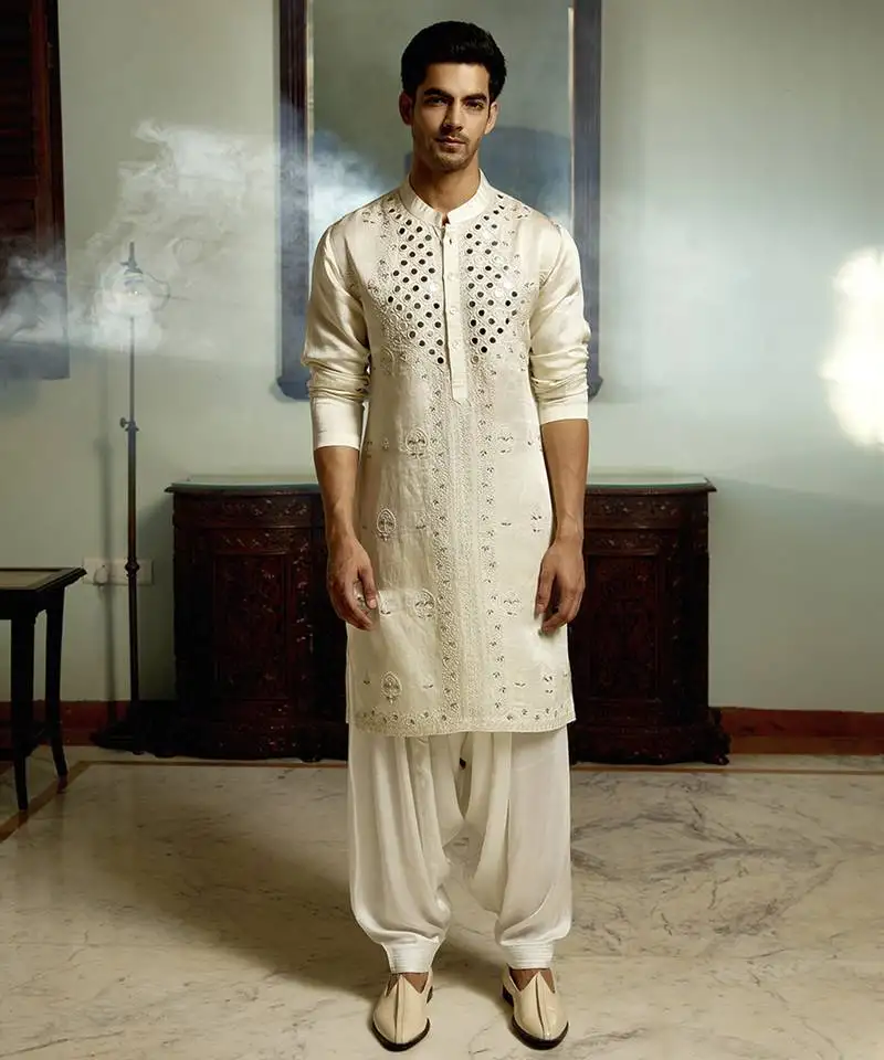 White embroidered mirror work linen daniyal kurta