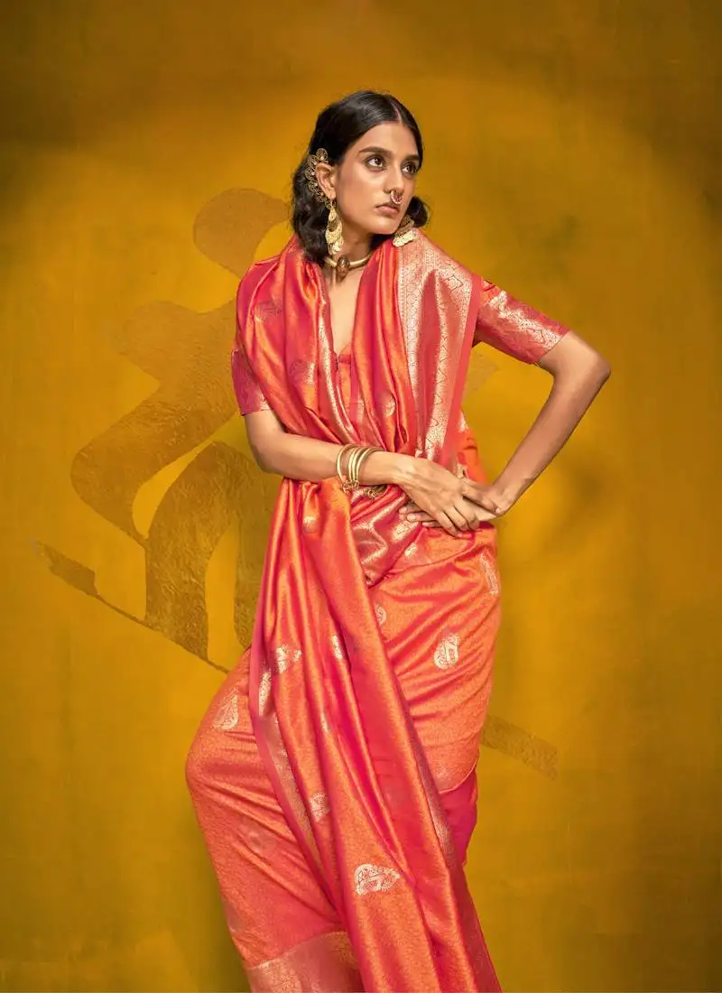 Orange two tone handloom weaving silk blend saree with contrast pallu