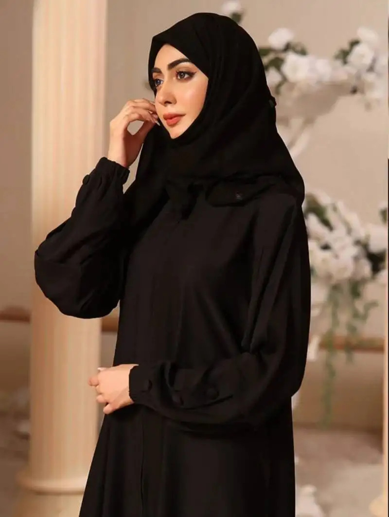 Black abaya in premium praada with designer sleeves and full zipper