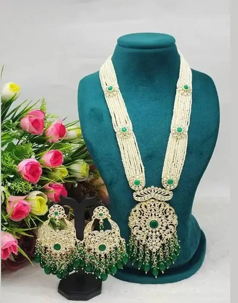 Emerald green beaded kundan necklace set with matching chandelier earrings traditional indian wedding jewelry collection