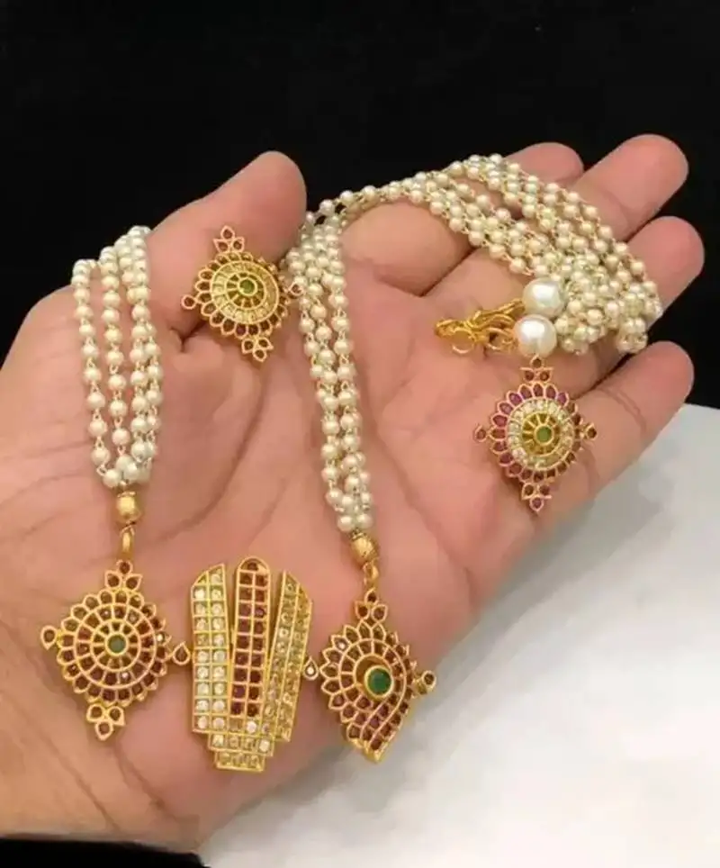 Elegant pendant and pearl earrings set – gold-plated bridal jewelry