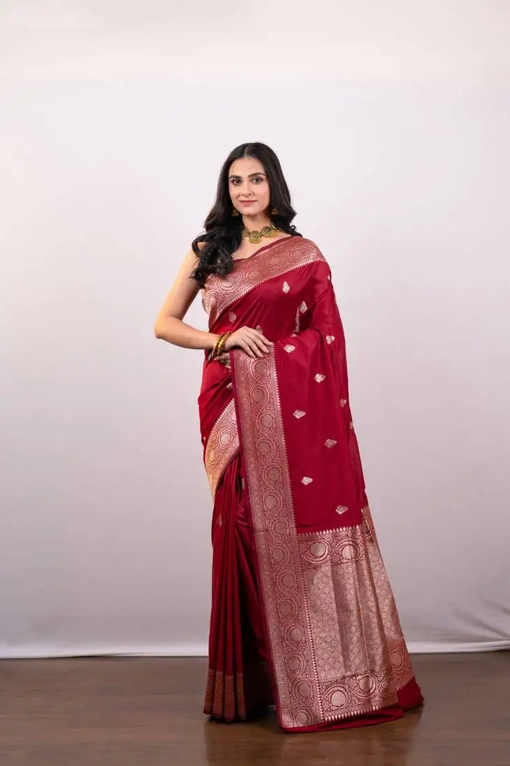 Red pure banarasi katan silk saree with silver zari booti and border pallu
