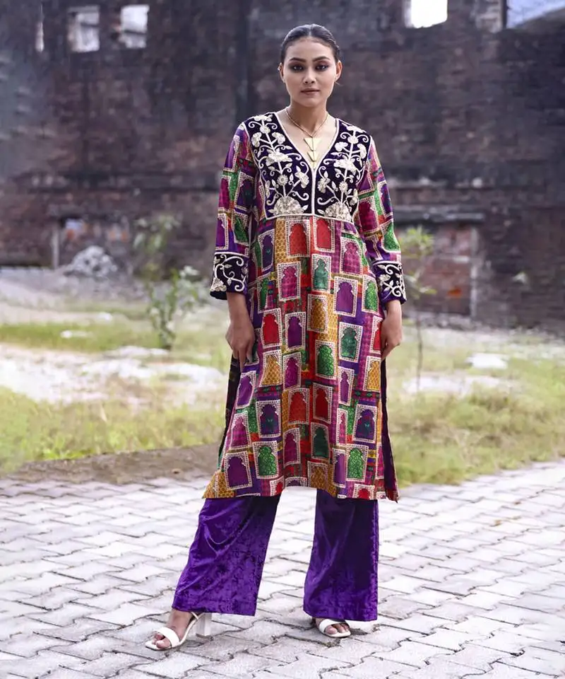 Multicolor hand-embroidered jharoka print kurta set