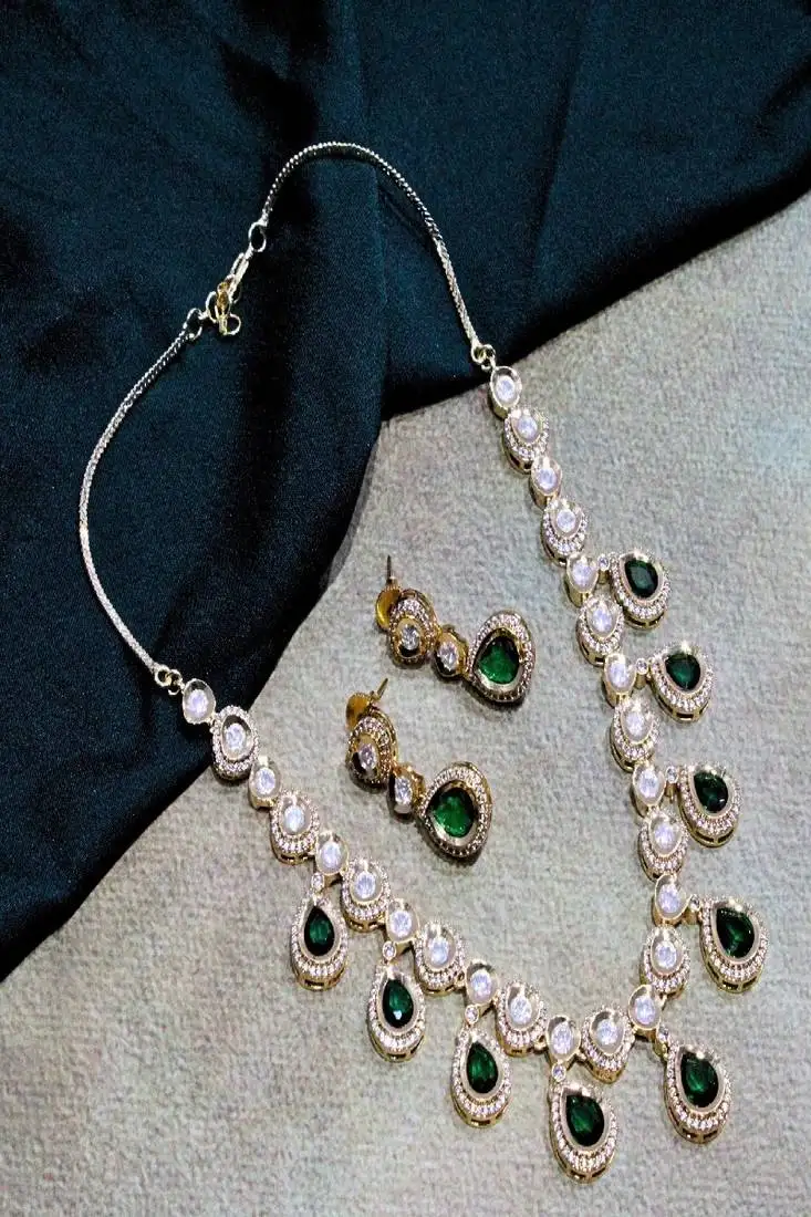 Green gold plated cz green synthetic stone moissanite kundan short necklace set