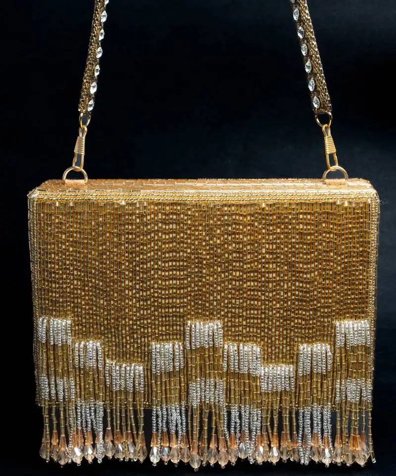 Gold salli en vie kasse gold nayaab by sonia