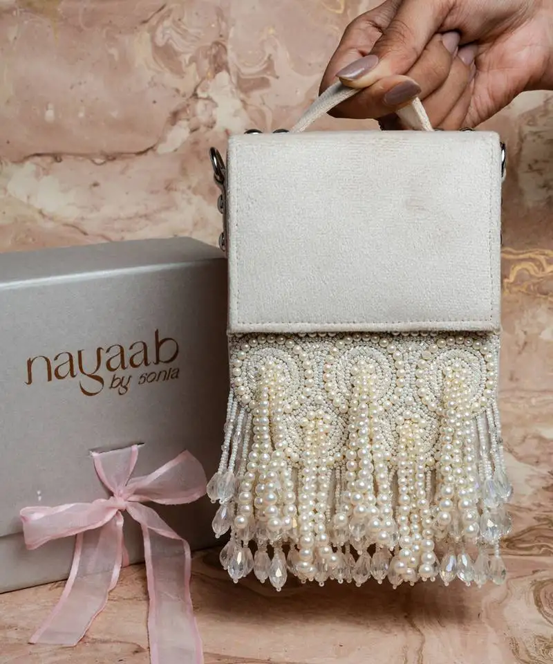 Ivory gilt boite nayaab by sonia