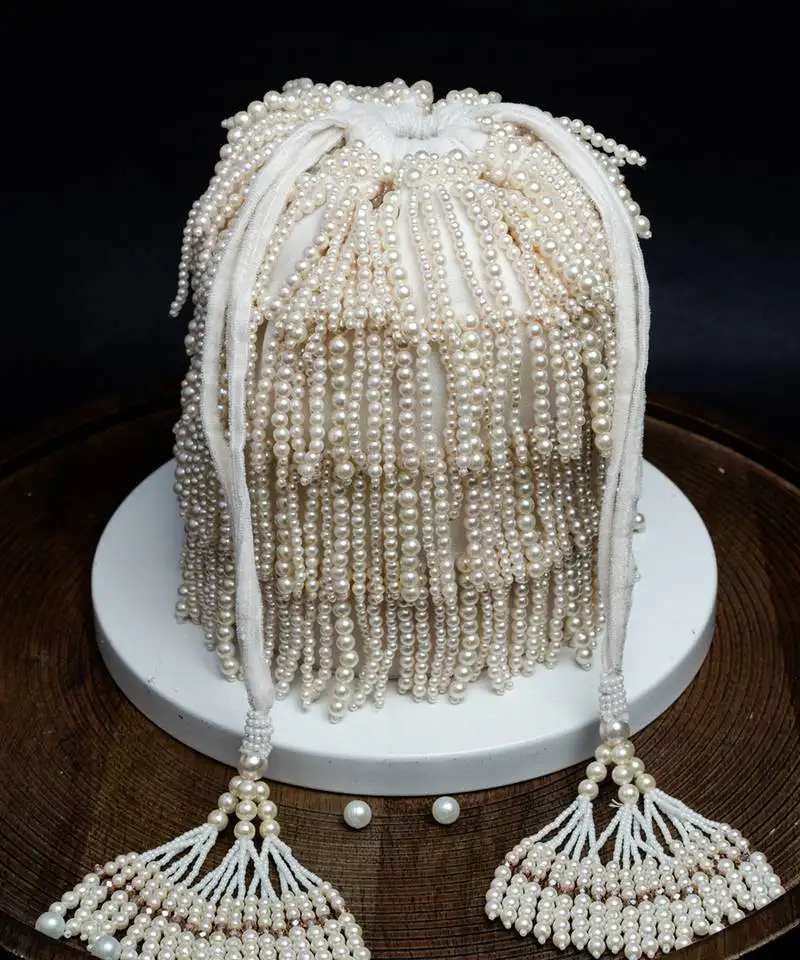 White gilt raindrops white nayaab by sonia