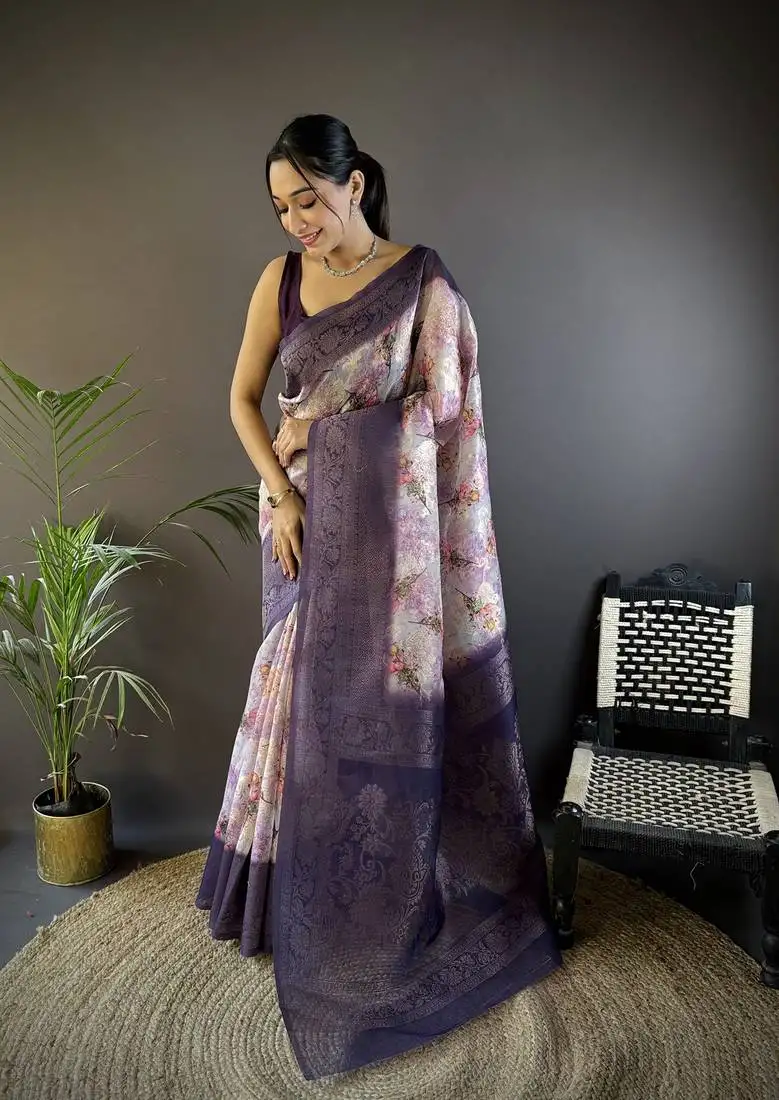 Light purple soft silk blend floral motifs zari weaving work banarasi saree