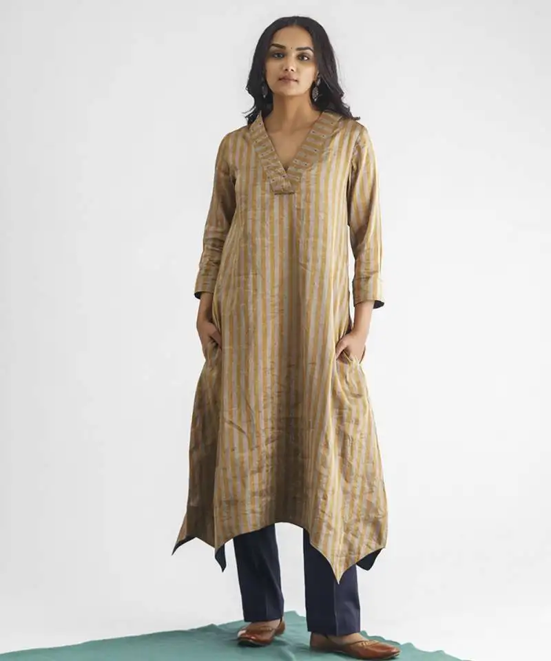Grey and gold stripe handwoven chanderi silk kurta (with slip)