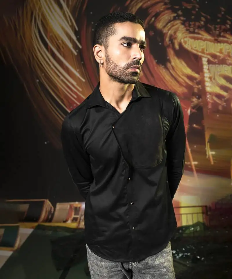 Black plain cotton men's urban chic classic shirt