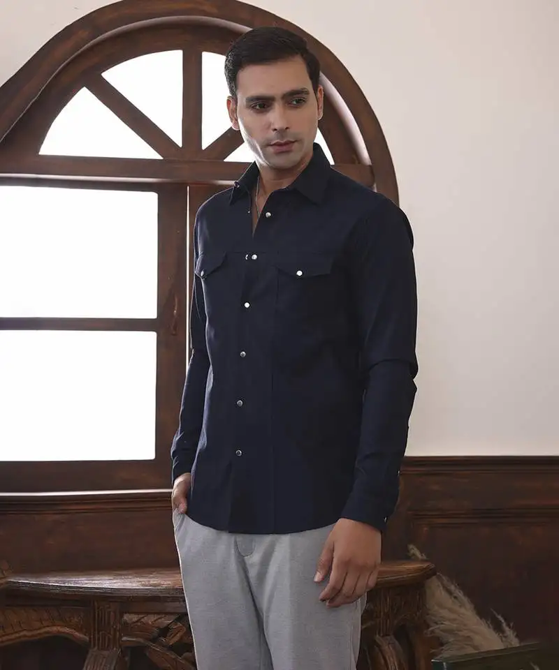 Navy blue plain cotton men's shirt with illusory pockets
