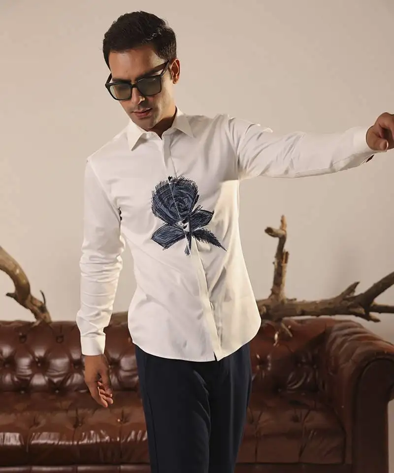 White printed cotton men's shirt adorned with a denim patched flower