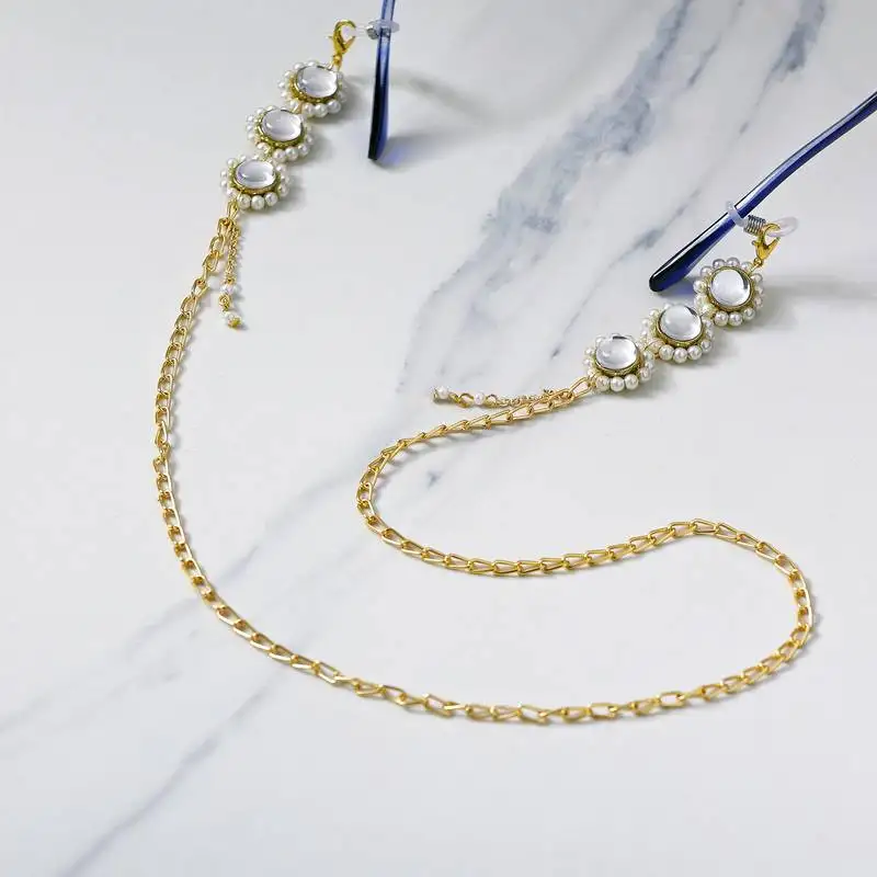 Kundan & white beads spectacles::Air pods chain