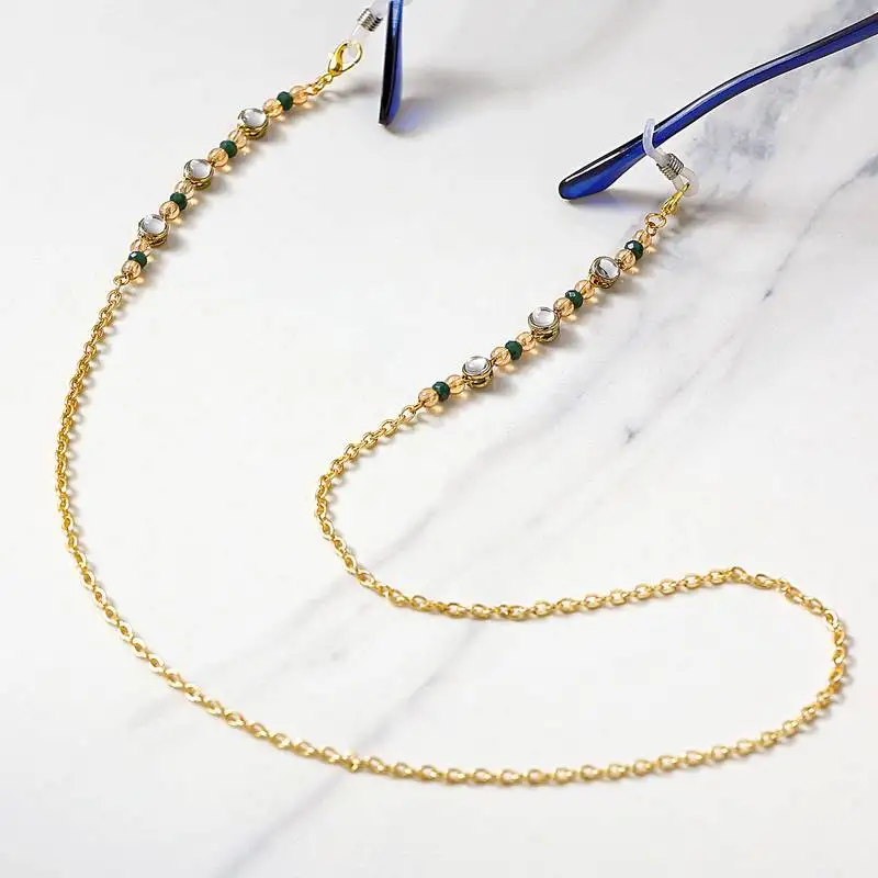 Kundan accent spectacles::Air pods chain