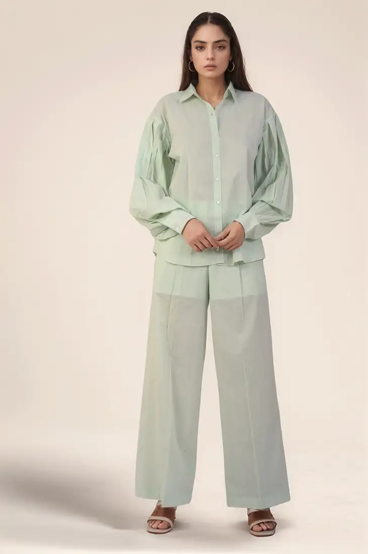 Navy blue paisley banarasi art silk embellished saree with matching blouse