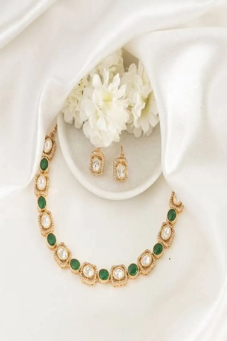 Glint green polki necklace