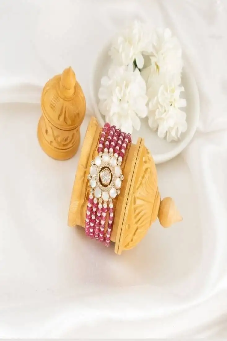 Iva red pearl bracelet