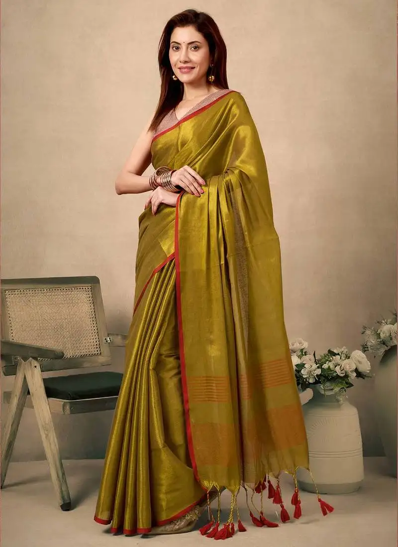Green contrast weave pallu tissue silk saree with lining blouse