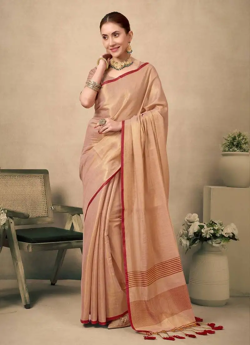 Peach contrast weave pallu tissue silk saree with lining blouse