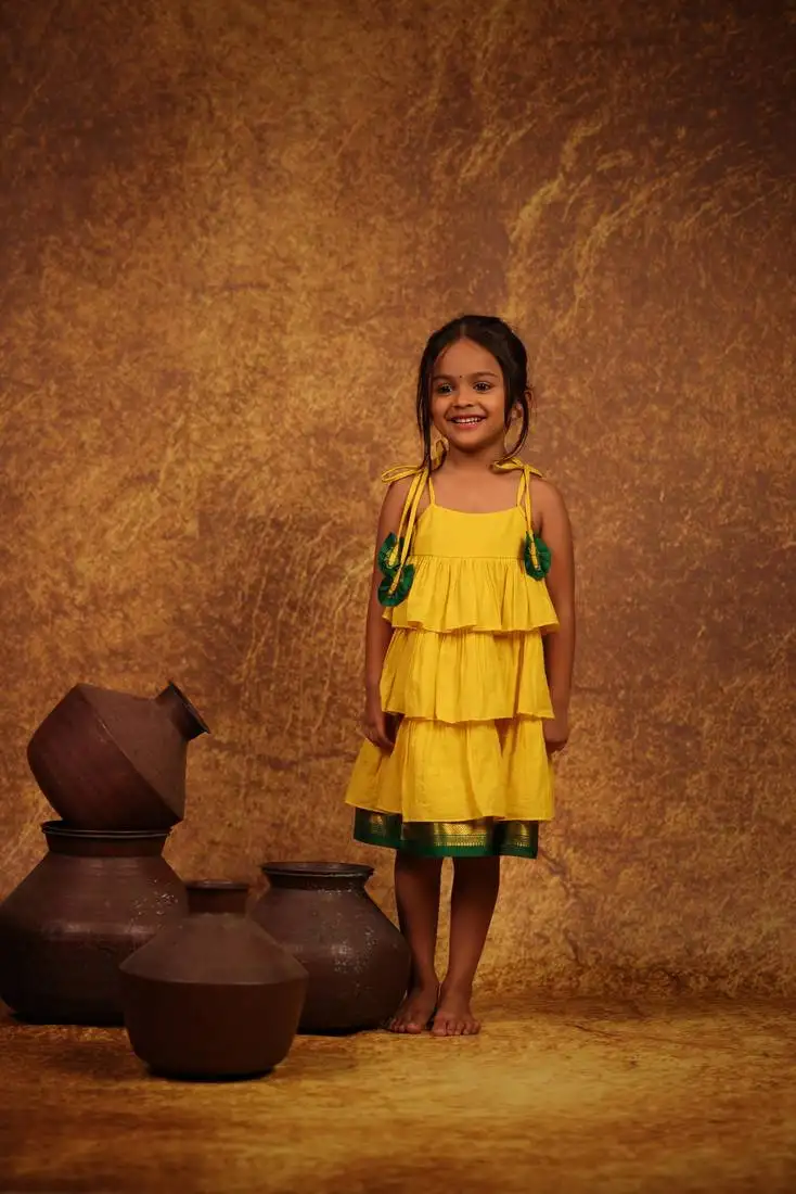 Yellow cotton dress with dhori straps