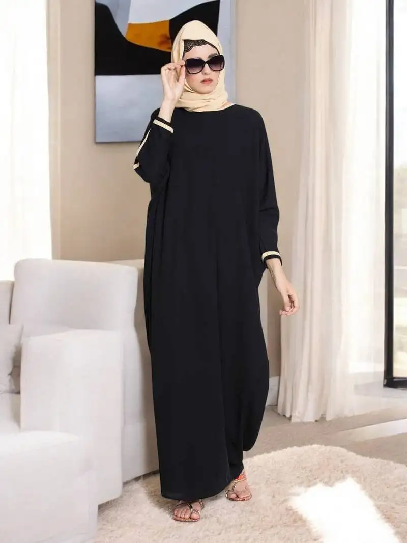 Black free size kaftan abaya with contras detailing on sleeves