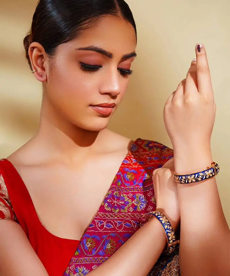 Blue kundan polki gold finish bangle