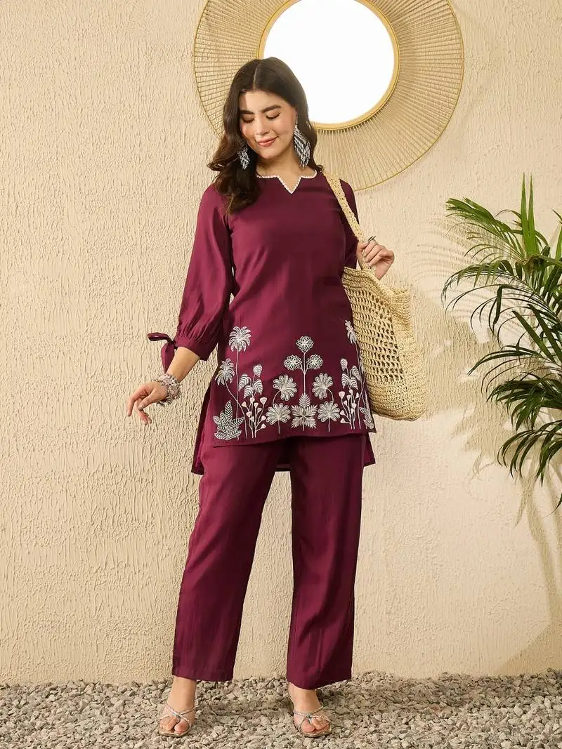 Women purple silk blend solid embroidered coord sets