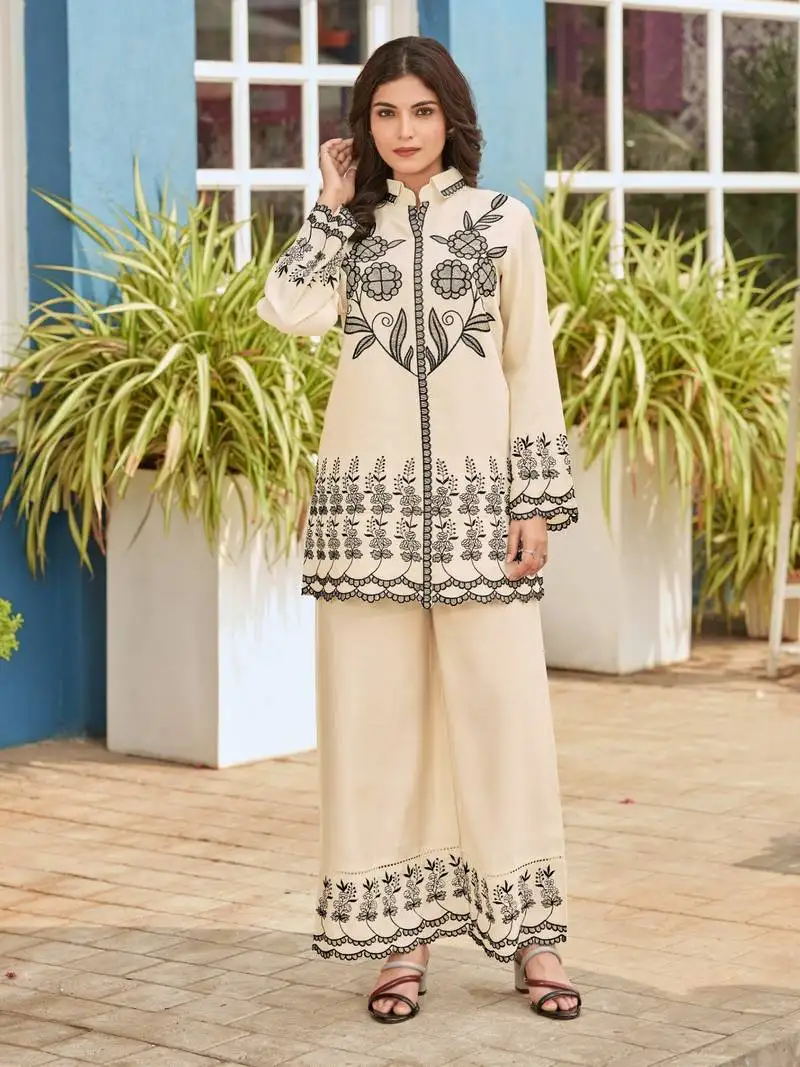 Off white printed cotton akira pearl co ord sets