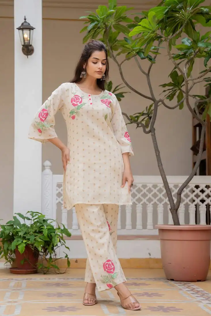 White printed cotton hemal rosy co ord sets