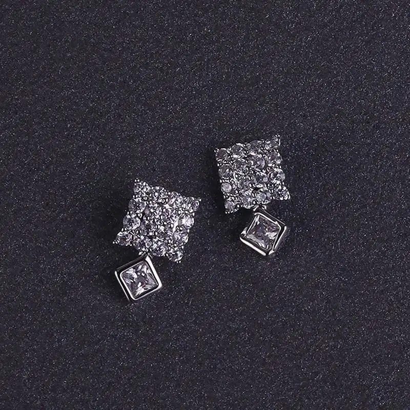 Desirable squire and trangle shape silver plated stud earring for women and girls