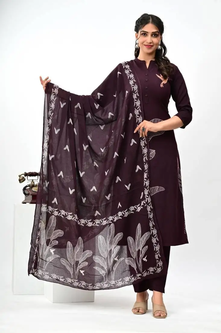 Stylish women kurta pant & dupatta set