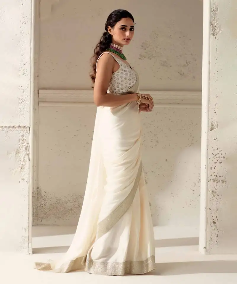 Ivory silk plain saree with gota edging