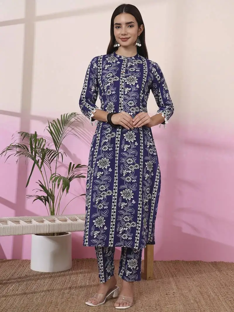 Blue floral print straight kurta trouser set