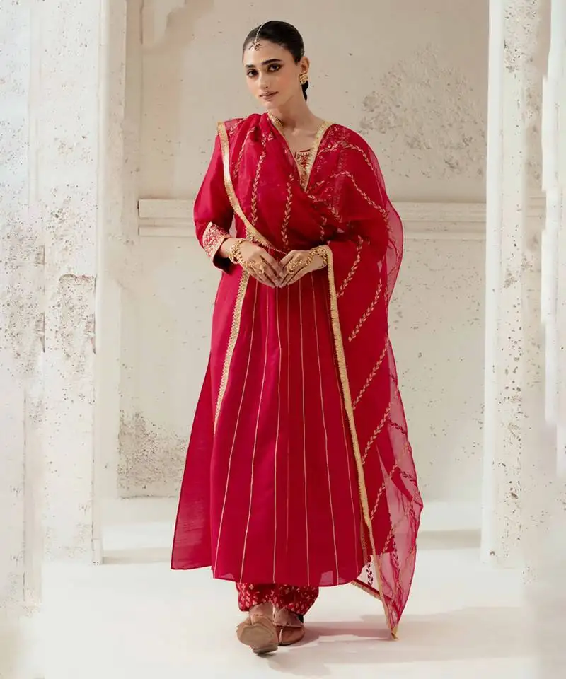 Red silk blend hand embroidered kurta set