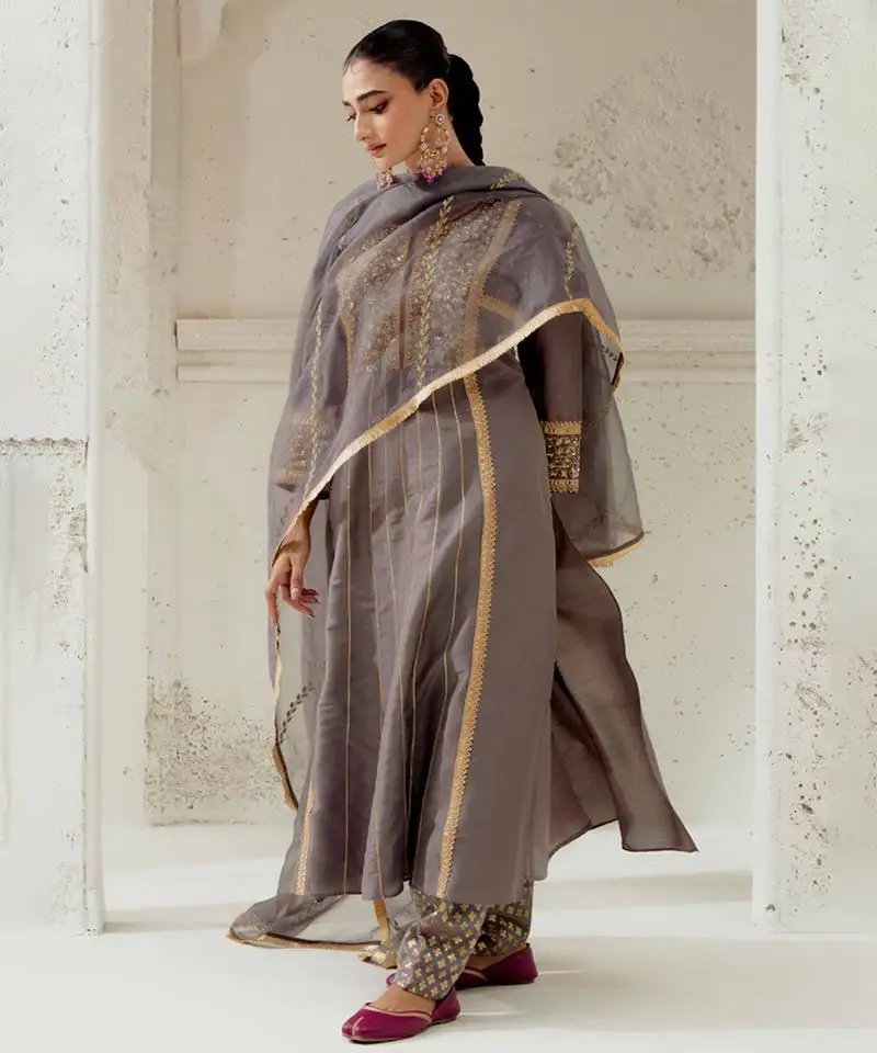 Grey silk blend hand embroidered kurta set