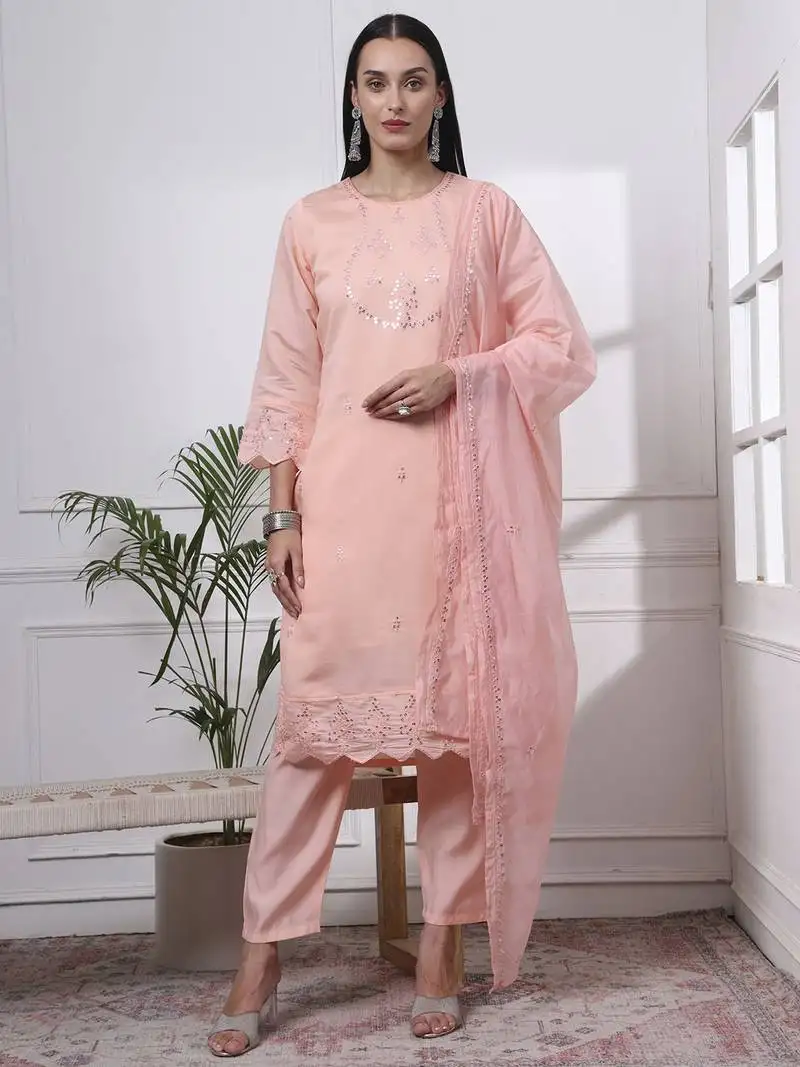 Slik blend peach straight kurta dupatta pant set