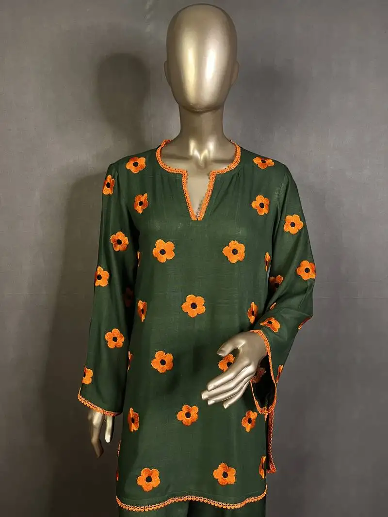 Dark green embroidered kurta set
