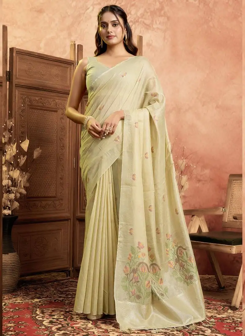 Cream cotton spun floral jamdani saree with running blouse