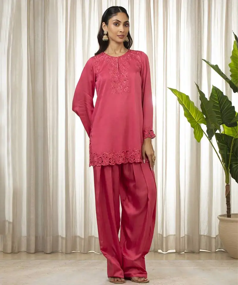 Kashmiri pink richa kurta set