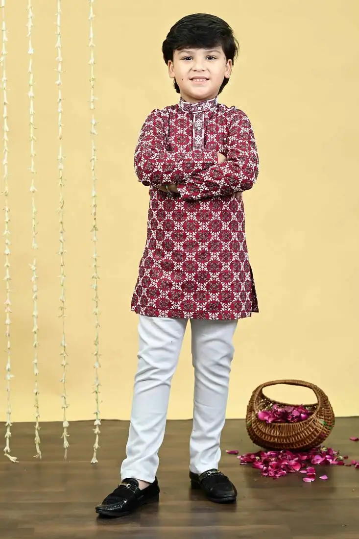 Boys viscose rayon embroidered sequinned kurta pyjama set - maroon