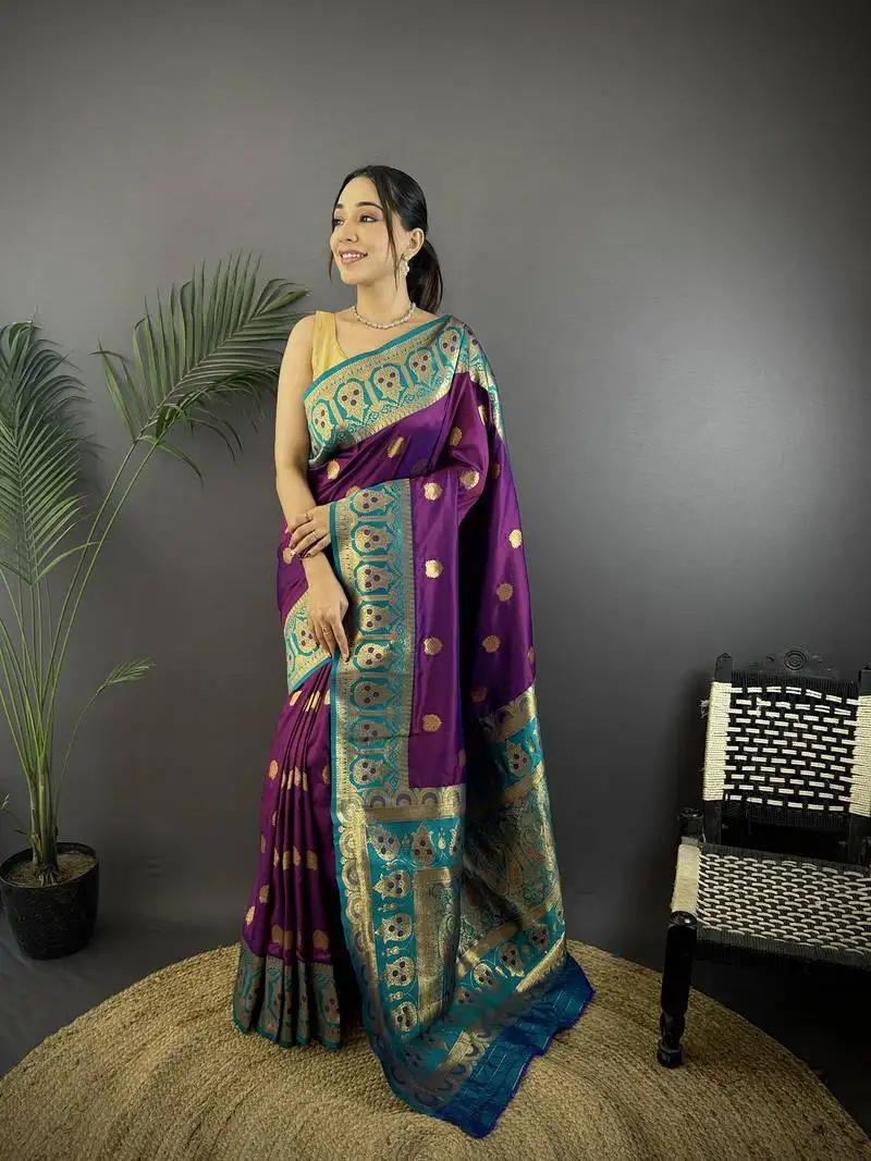 Violet silk blend butti zari weaving constrast pallu banarasi saree