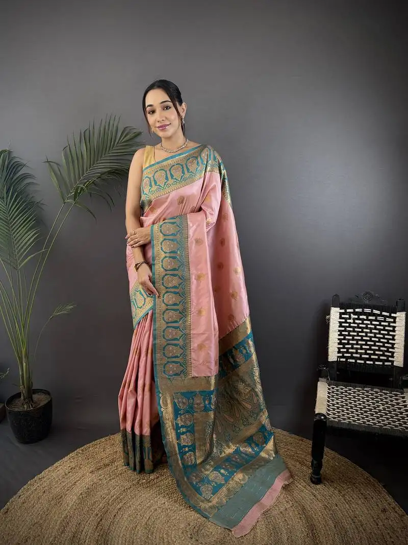 Baby pink silk blend butti zari weaving constrast pallu banarasi saree